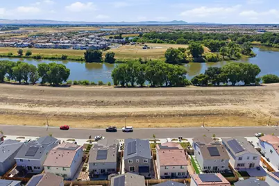 18460 Inland Passage Way, Lathrop, CA 95330 - Photo 43