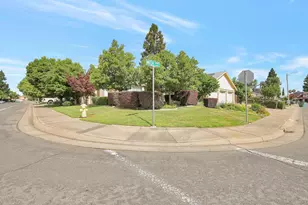 1710 Mich Ct, Yuba City, CA 95993 - Photo 5
