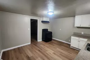 301 Braden Ave, Hanford, CA 93230 - Photo 9
