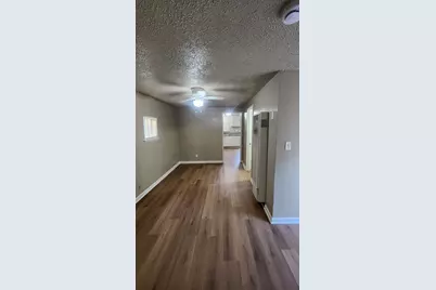301 Braden Avenue, Hanford, CA 93230 - Photo 5