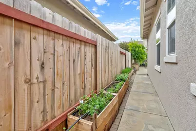 5085 Dodson Lane, Sacramento, CA 95835 - Photo 49