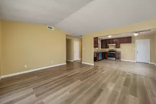 1921 Valmora Dr, Stockton, CA 95210 - Photo 9