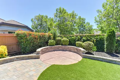 7424 Foxburgh Ct, Elk Grove, CA 95757 - Photo 51
