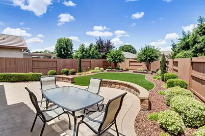 7425 Foxburgh Ct, Elk Grove, CA 95757 - Photo 31