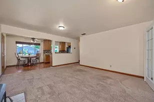 606 Wales Dr, Folsom, CA 95630 - Photo 13
