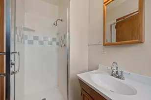 606 Wales Dr, Folsom, CA 95630 - Photo 21