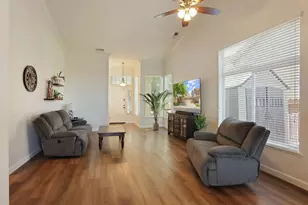 263 Fairmont Ln, Tracy, CA 95376 - Photo 9
