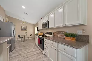 7091 Lost Lake Ln, Roseville, CA 95747 - Photo 15