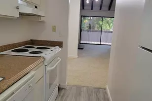 722 Woodside Ln E, Sacramento, CA 95825 - Photo 9