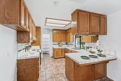 18839 Shell Drive, Madera, CA 93638 - Photo 7