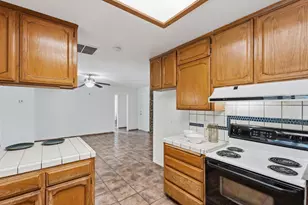 18839 Shell Dr, Madera, CA 93638 - Photo 9
