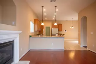 1155 Windjammer Dr, Stockton, CA 95209 - Photo 9
