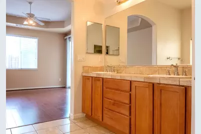 1155 Windjammer Dr, Stockton, CA 95209 - Photo 13