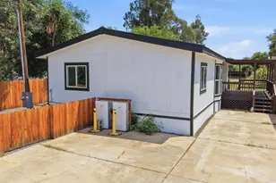 1524 2nd Ave, Olivehurst, CA 95961 - Photo 37