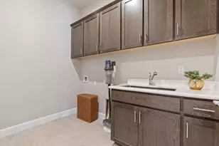 3009 Tulip Way, Lodi, CA 95242 - Photo 13