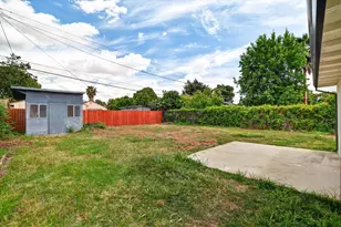 5637 44th St, Sacramento, CA 95824 - Photo 31