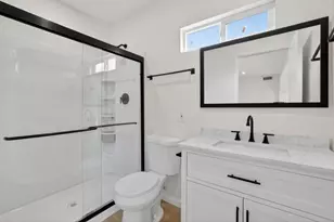 5637 44th St, Sacramento, CA 95824 - Photo 27