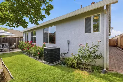 5824 Blue Beech Court, Antelope, CA 95843 - Photo 25