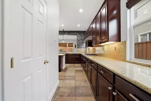 10413 Danichris Way, Elk Grove, CA 95757 - Photo 21