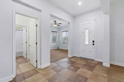 10413 Danichris Way, Elk Grove, CA 95757 - Photo 13