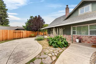420 Colusa Pl, Woodland, CA 95695 - Photo 3