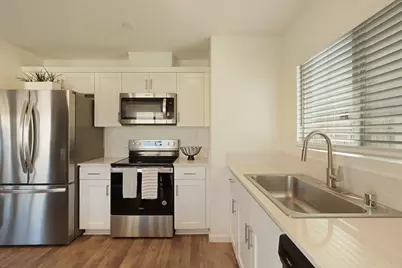 437 Rainbow Falls Lane, Manteca, CA 95337 - Photo 5
