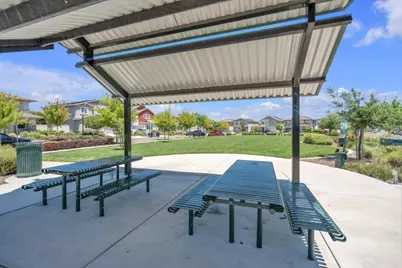3721 Roseparke Way, Sacramento, CA 95834 - Photo 27