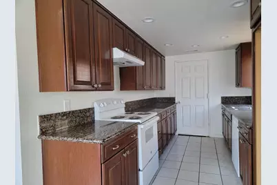 7839 Edenwood Court, Sacramento, CA 95828 - Photo 5