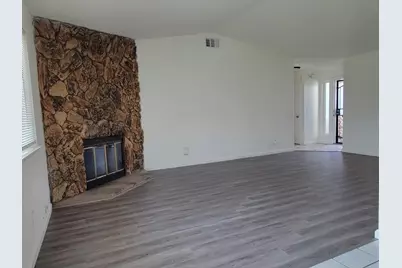 7839 Edenwood Court, Sacramento, CA 95828 - Photo 9