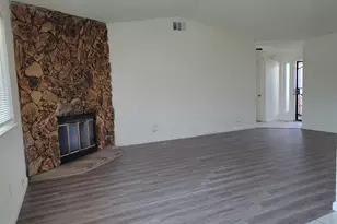 7839 Edenwood Ct, Sacramento, CA 95828 - Photo 9