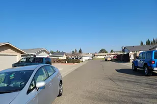 7839 Edenwood Ct, Sacramento, CA 95828 - Photo 19