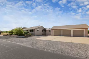 30112 Hall Rd, Escalon, CA 95320 - Photo 3