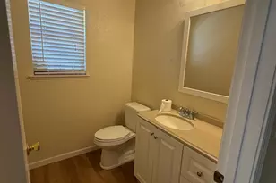 8799 Mohamed Cir, Elk Grove, CA 95624 - Photo 15