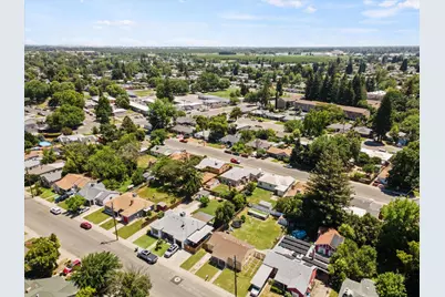 916 Jewell Avenue, Yuba City, CA 95991 - Photo 3
