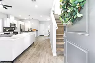 5048 Molino Cir, Roseville, CA 95747 - Photo 3