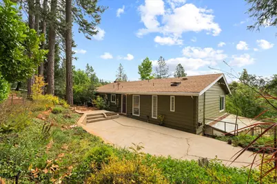 13748 Marin Place, Grass Valley, CA 95949 - Photo 35