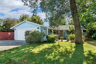 174 Hemlock Dr, Lodi, CA 95240 - Photo 1
