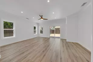 3025 7th Ave, Sacramento, CA 95817 - Photo 17