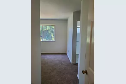 10048 Biscanewoods Way, Sacramento, CA 95827 - Photo 15