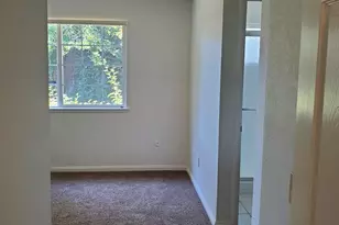 10048 Biscanewoods Way, Sacramento, CA 95827 - Photo 15