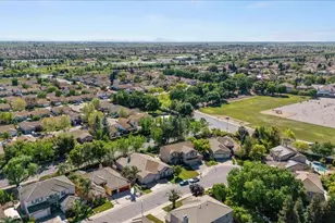 6905 Arianna Ct, Elk Grove, CA 95757 - Photo 79