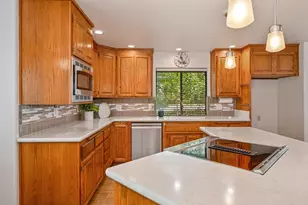 6400 Lago Cir, Rancho Murieta, CA 95683 - Photo 23
