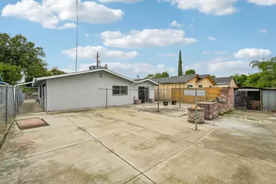 2219 S Pilgrim Street, Stockton, CA 95206 - Photo 35