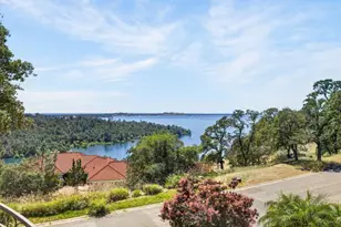 2070 Driftwood Cir, El Dorado Hills, CA 95762 - Photo 15