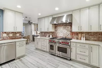 9411 Leal Court, Elk Grove, CA 95758 - Photo 21