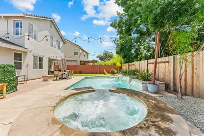 4716 Brabant Way, Elk Grove, CA 95757 - Photo 11