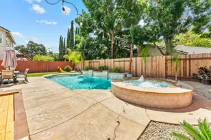 4716 Brabant Way, Elk Grove, CA 95757 - Photo 13
