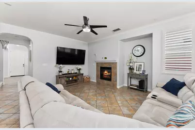 4716 Brabant Way, Elk Grove, CA 95757 - Photo 51
