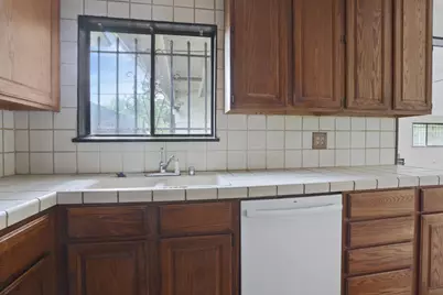 4981 71st Street, Sacramento, CA 95820 - Photo 17