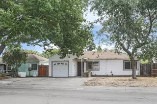 4981 71st St, Sacramento, CA 95820 - Photo 3